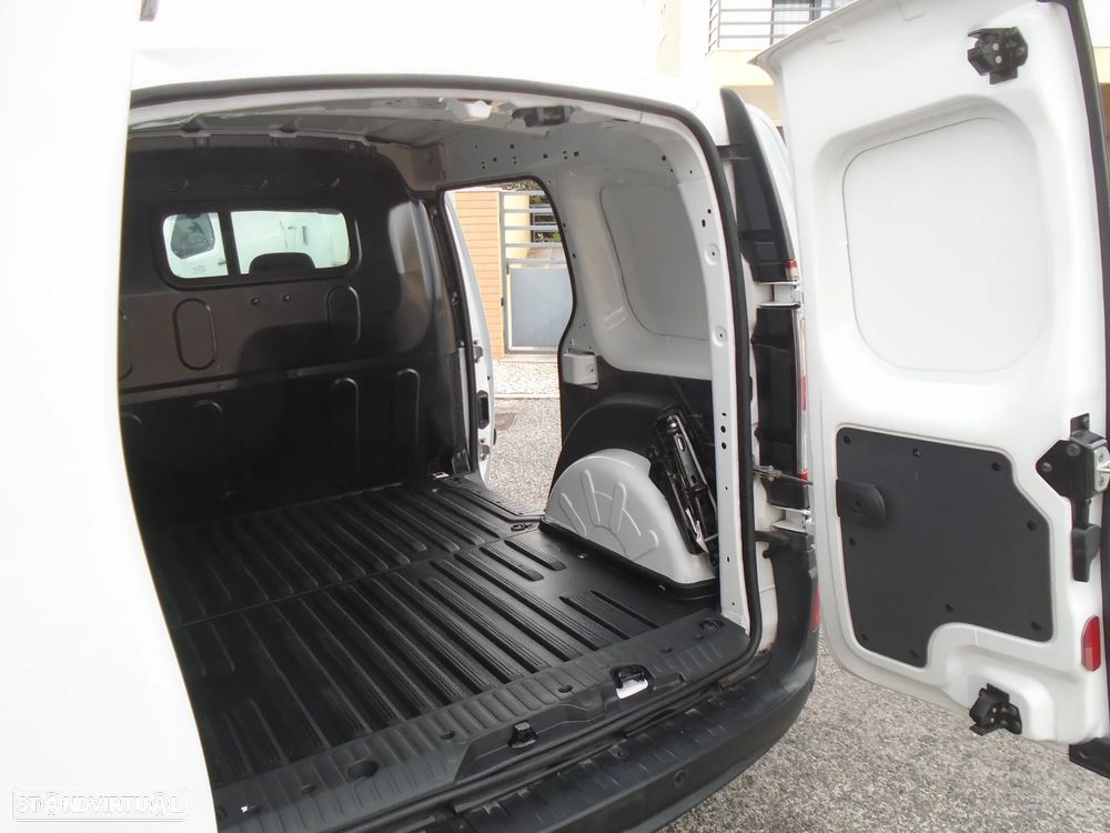 Renault Kangoo 1.5 DCI 3- LUGARES-6 V- NACIONAL- IVA DEDUTIVEL - 24