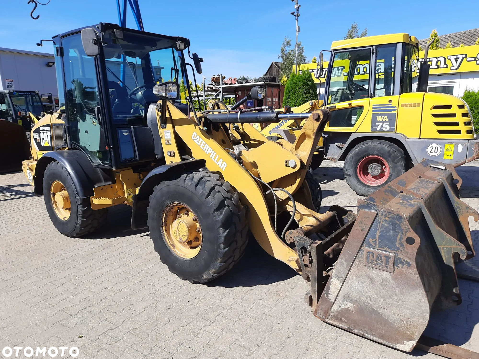 Caterpillar 906 H2 (2014r) 907 908 H2 M 906 M - 3