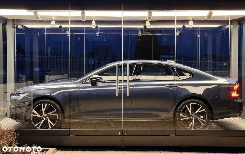 Volvo S90 - 1