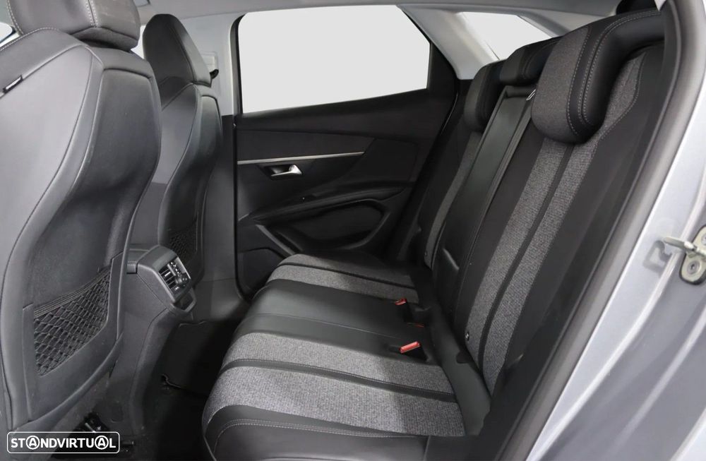 Peugeot 3008 1.2 PureTech Allure EAT6 - 13