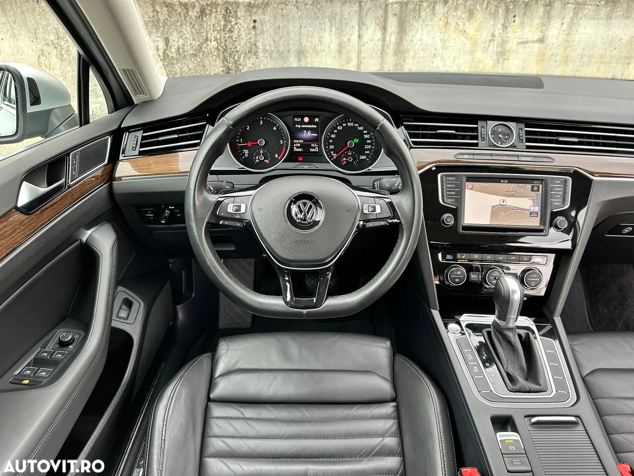 Volkswagen Passat Variant 2.0 TDI DSG Highline - 6