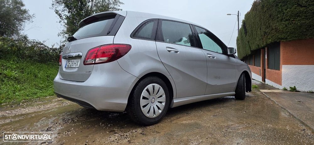 Mercedes-Benz B 180 CDI BlueEFFICIENCY Edition Style - 4