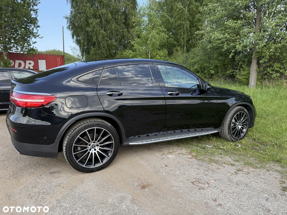Mercedes-Benz GLC 250 4-Matic - 4