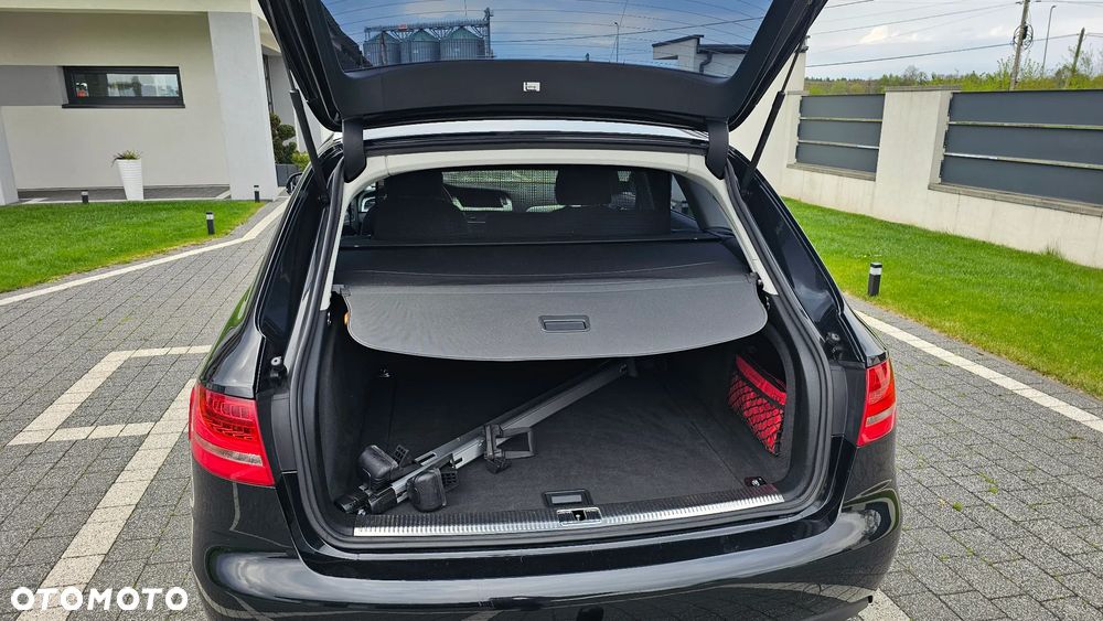 Audi A4 Avant 2.0 TDI DPF Attraction - 11