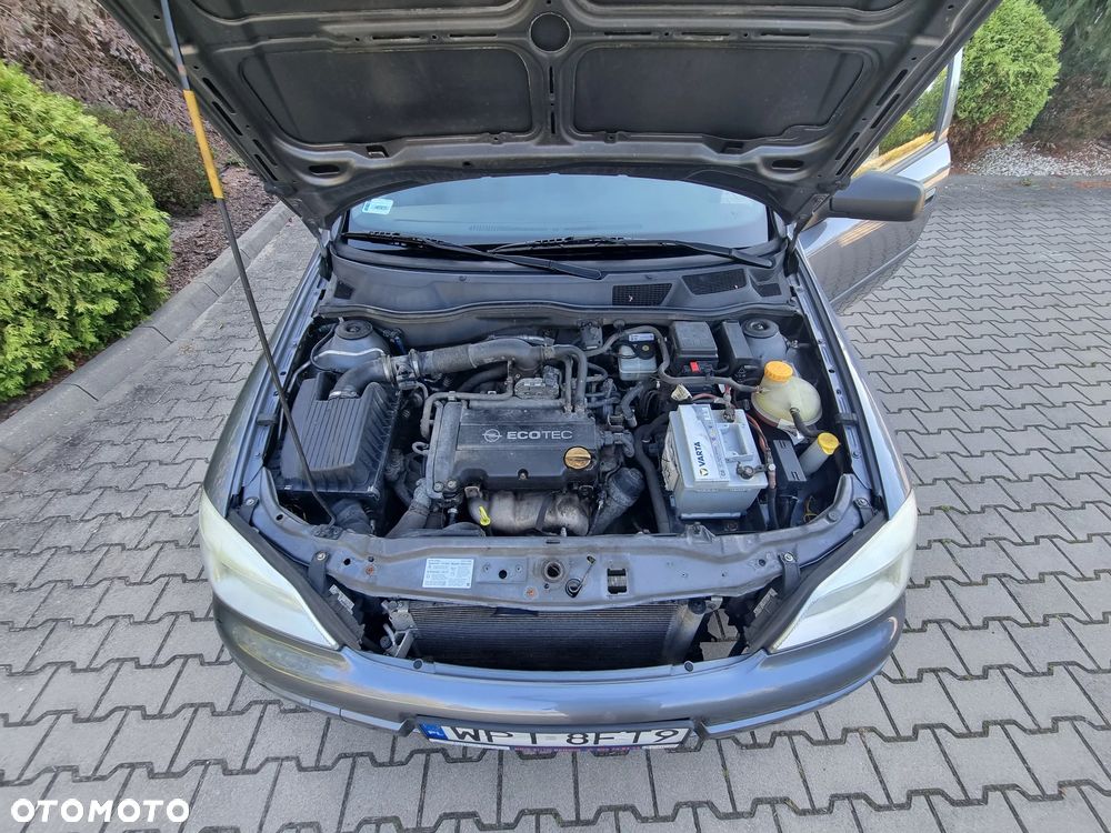 Opel Astra - 12