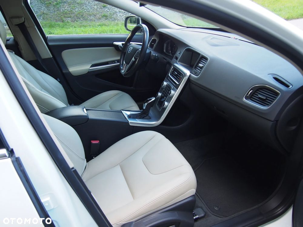Volvo S60 - 23