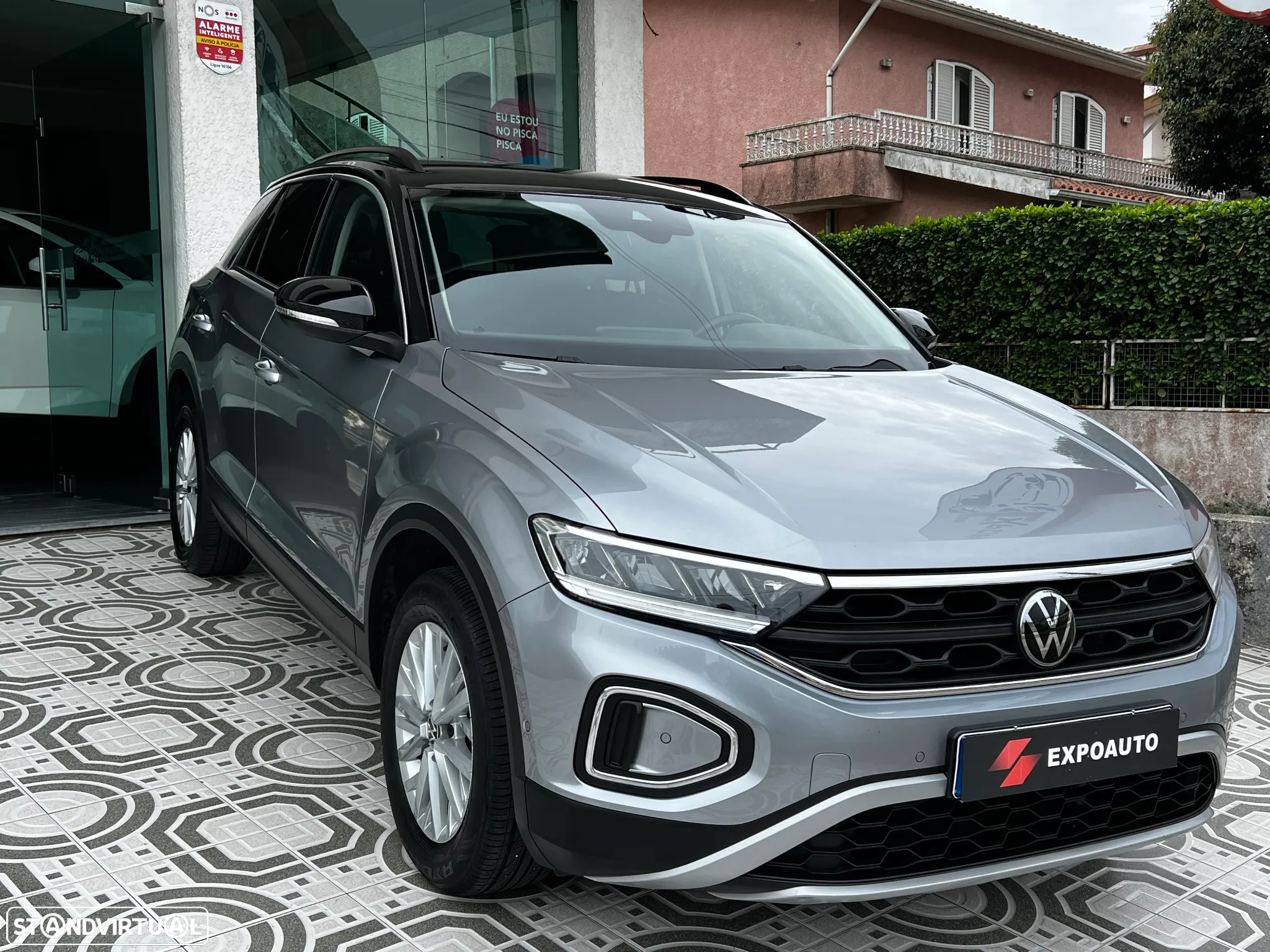 VW T-Roc 1.0 TSI Urban - 23