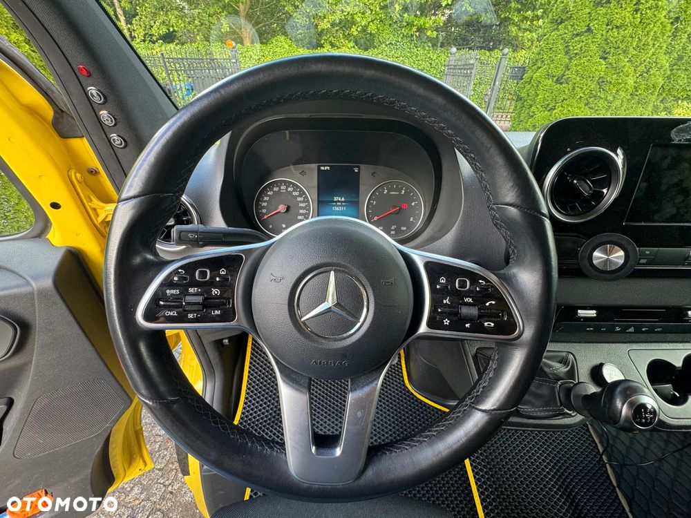 Mercedes-Benz Sprinter 519 - 13