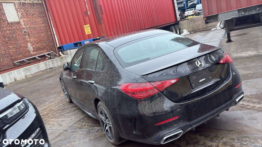 Mercedes-Benz Klasa C 300 4Matic 9G-TRONIC AMG Line Advanced - 15