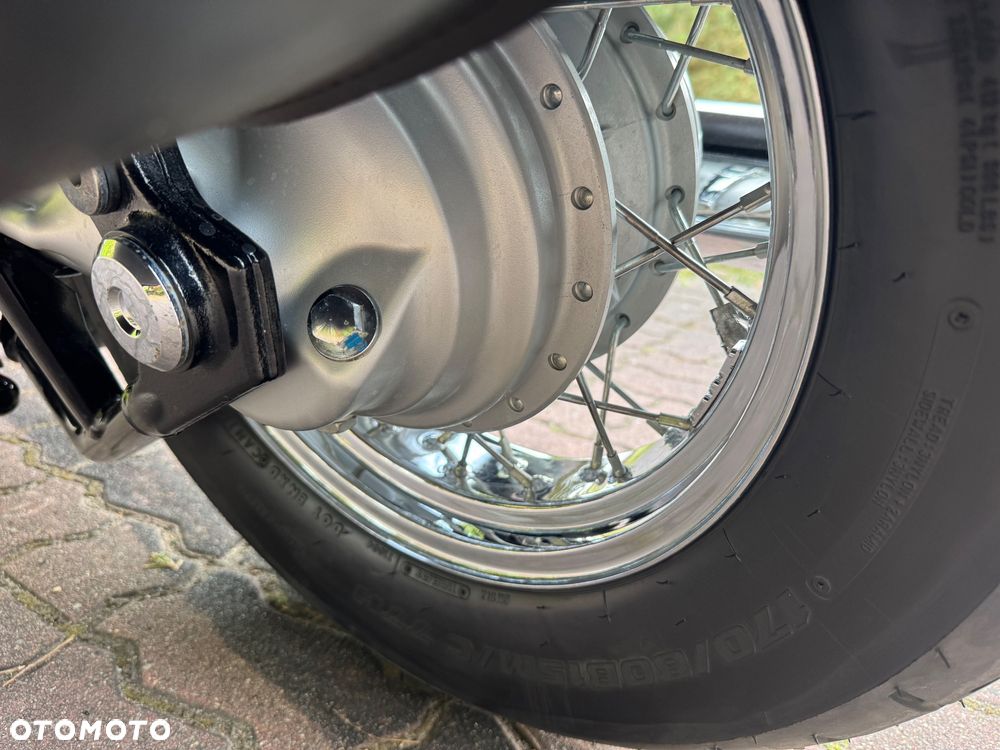Suzuki VL 800 Volusia - Boulevard C50 - 15
