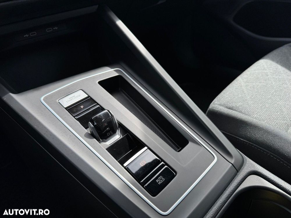 Volkswagen Golf 2.0 TDI SCR DSG Life - 11