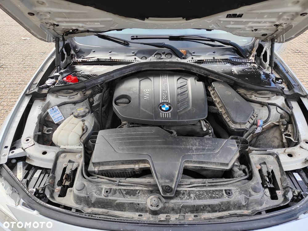 BMW Seria 3 320d DPF Edition Sport - 18