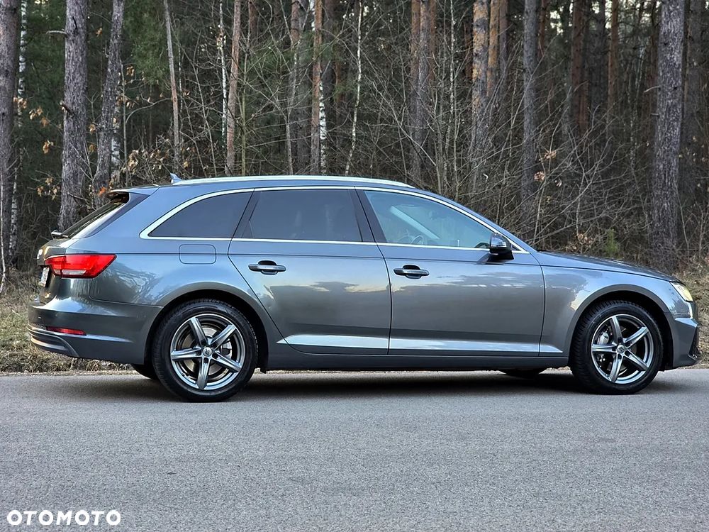 Audi A4 Avant 2.0 TDI ultra S tronic design - 6