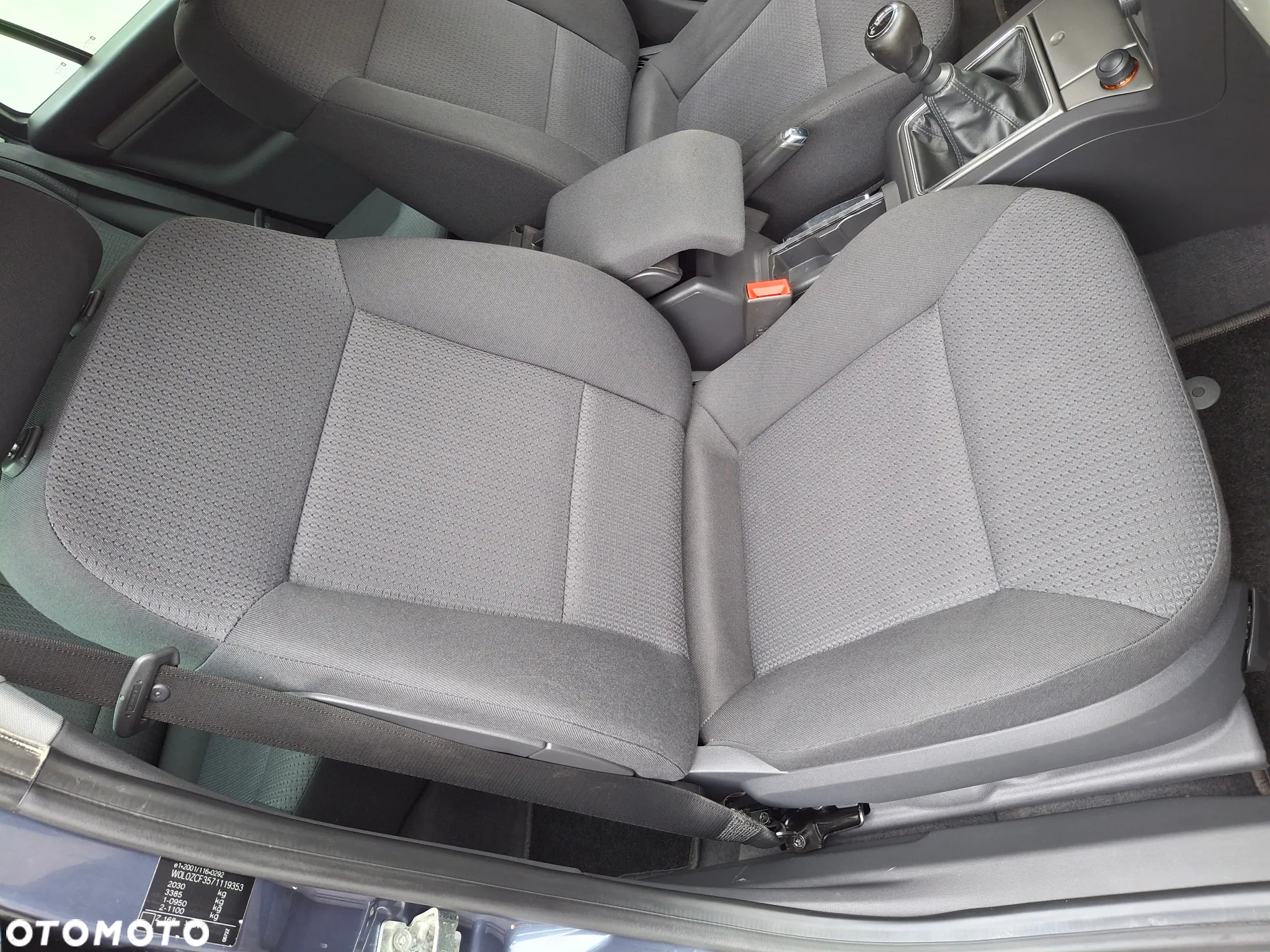 Opel Vectra 1.8 Caravan - 26