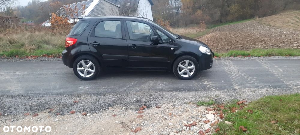 Suzuki SX4 - 24