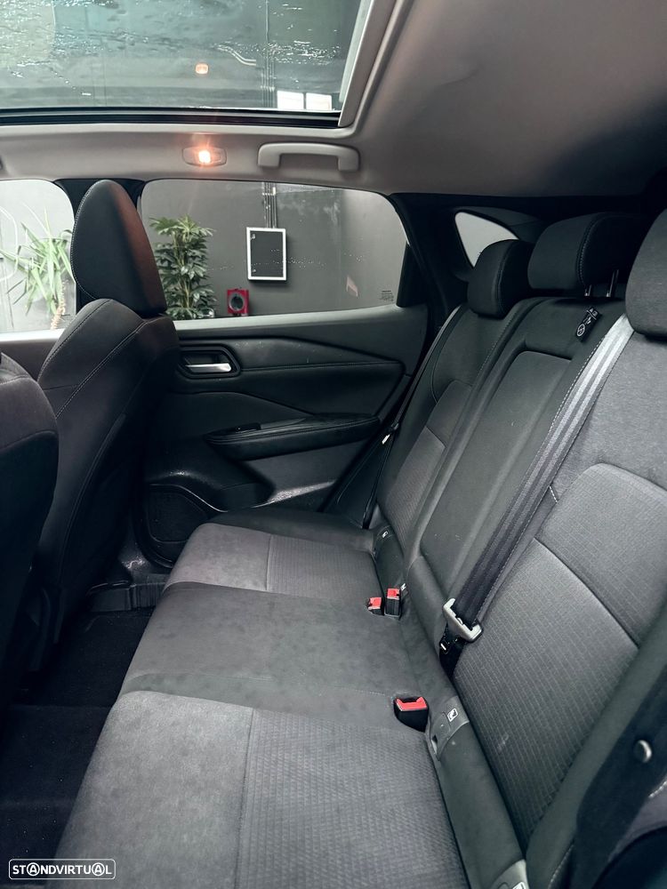 Nissan Qashqai 1.3 DIG-T MHEV Premiere Edition - 22