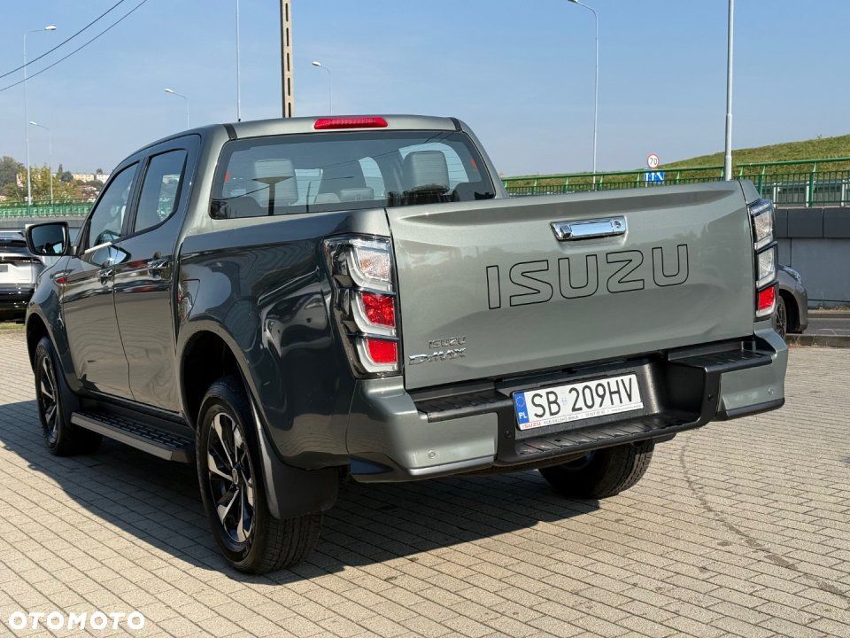 Isuzu D-Max - 4