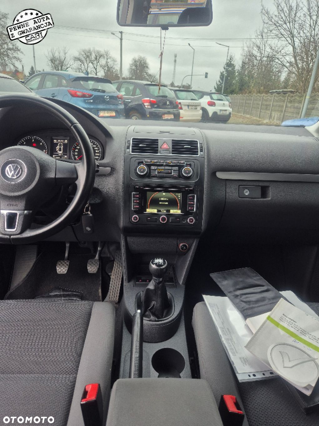Volkswagen Touran - 16