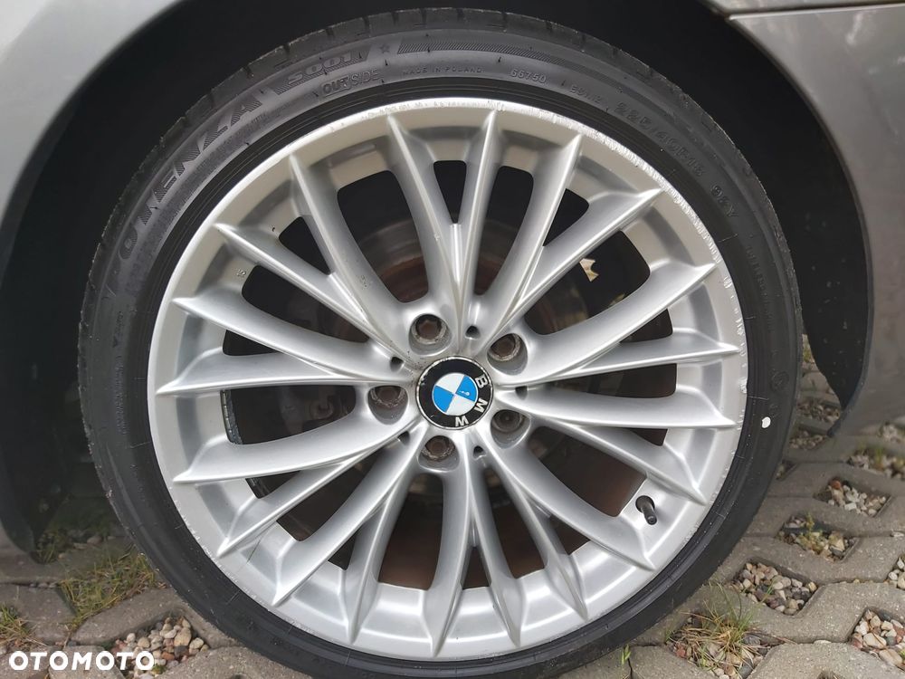 BMW Seria 3 320d DPF Efficient Dynamics Edition - 36