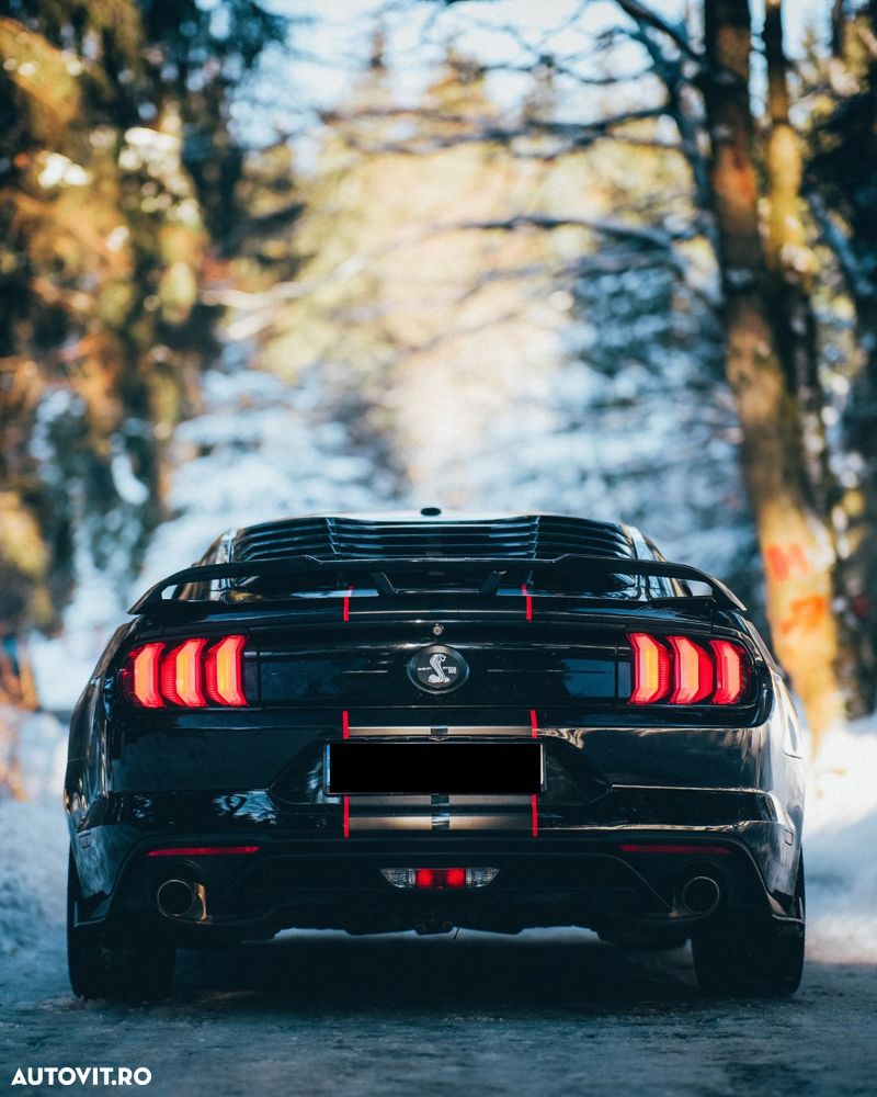 Ford Mustang - 2