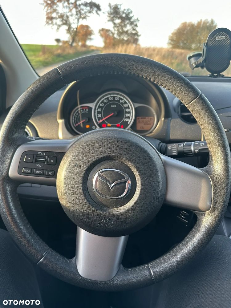 Mazda 2 - 20