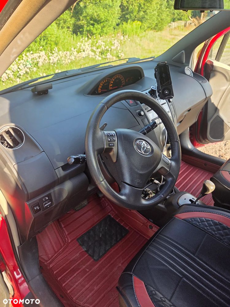 Toyota Yaris 1.33 Luna MS - 16