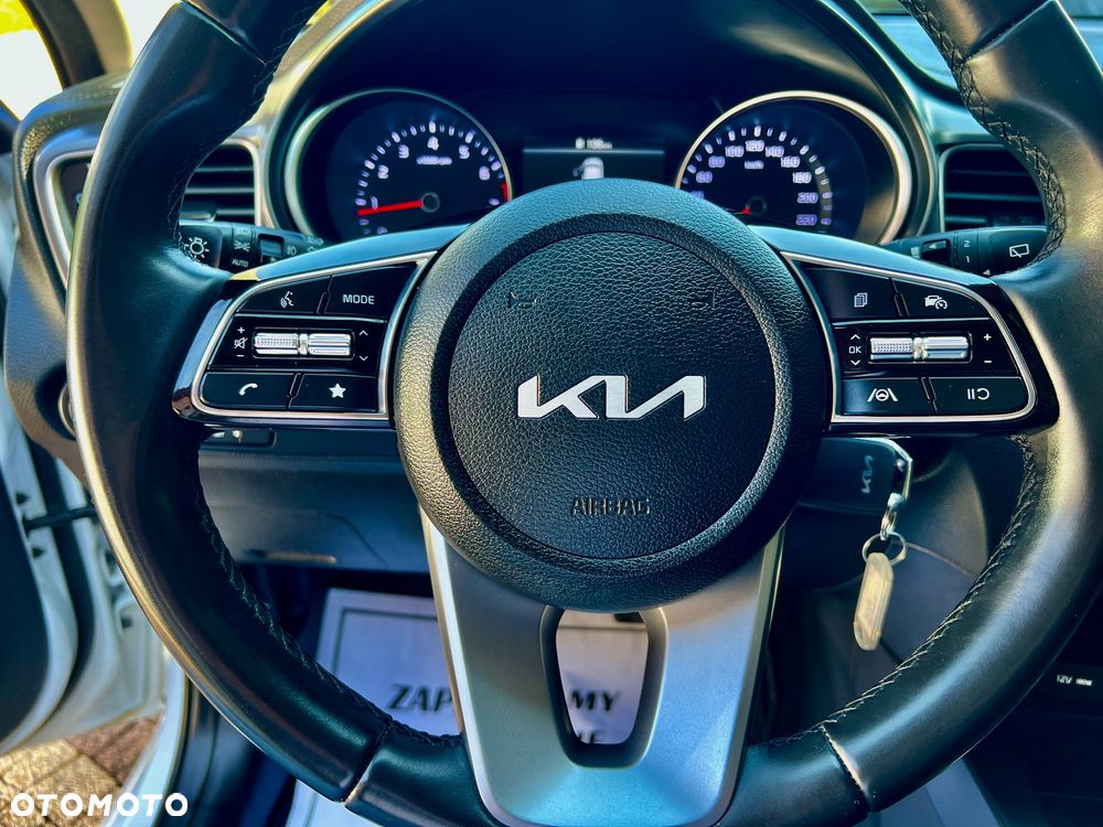 Kia Ceed 1.5 T-GDI M - 25