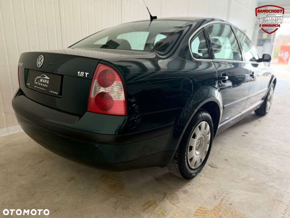 Volkswagen Passat - 12