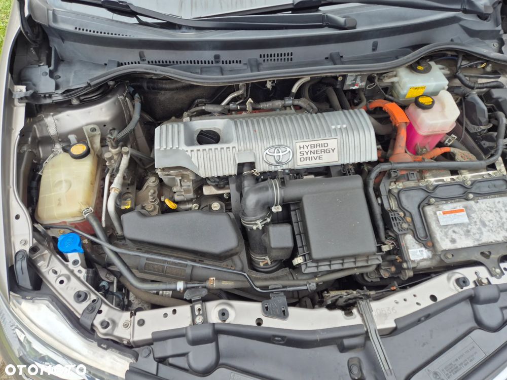 Toyota Auris 1.8 HSD Luna - 26