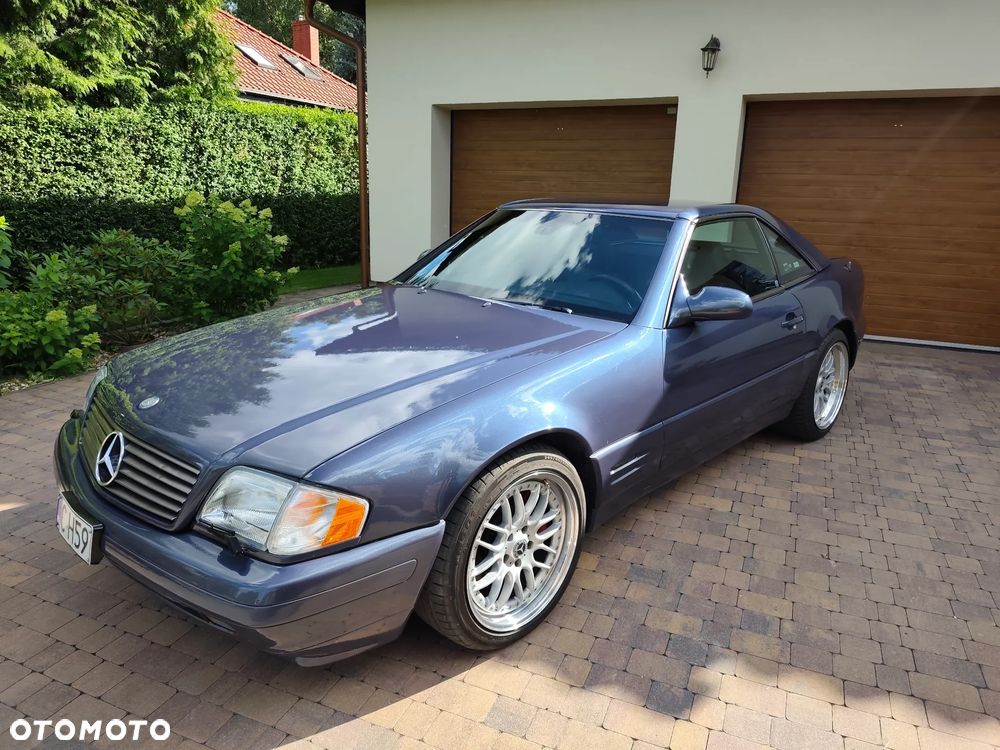 Mercedes-Benz SL - 23