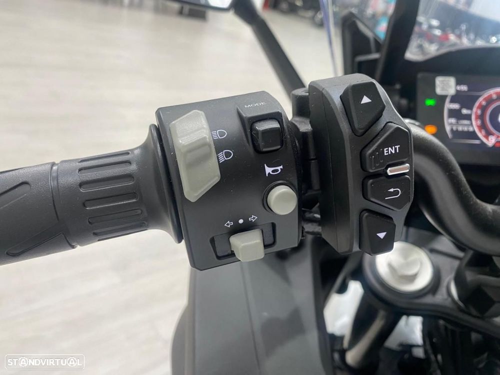 CF Moto 650GT - 10