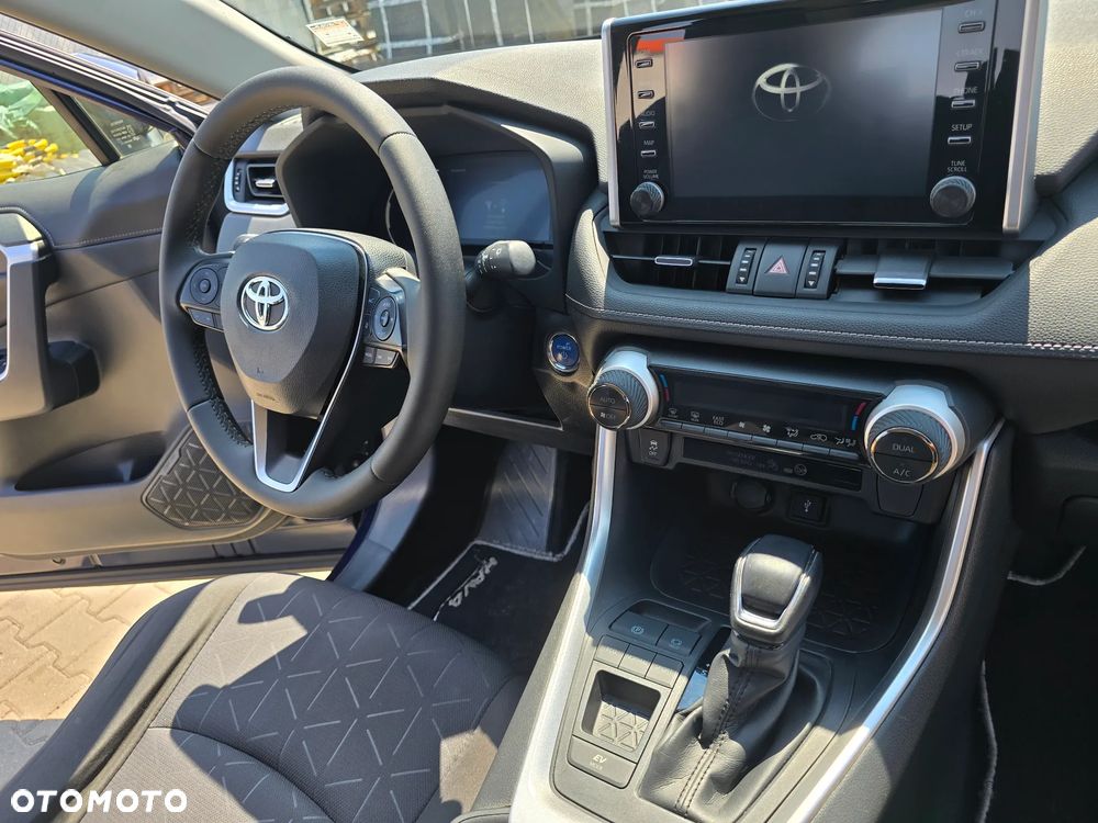 Toyota RAV4 - 21