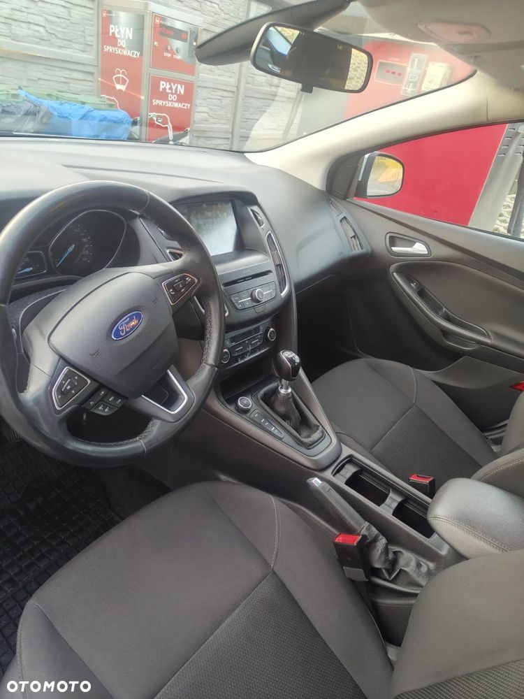 Ford Focus 1.5 TDCi ECOnetic 88g Start-Stopp-System Titanium - 14