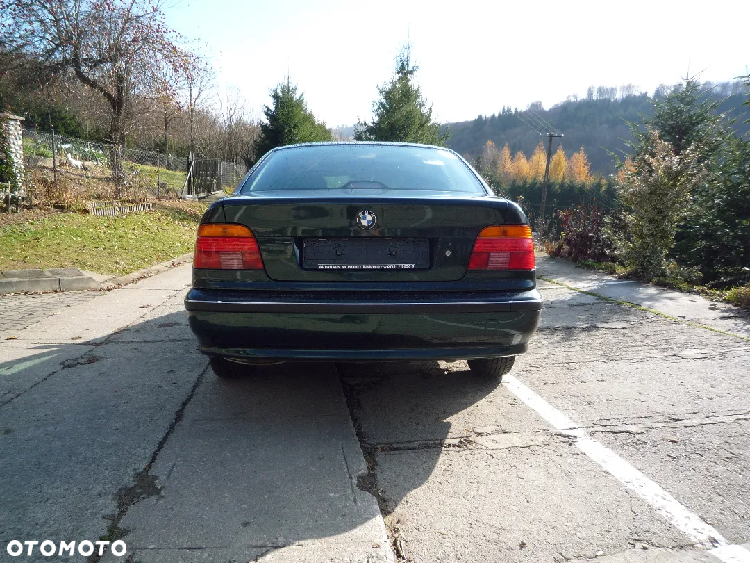 BMW Seria 5 520i - 5