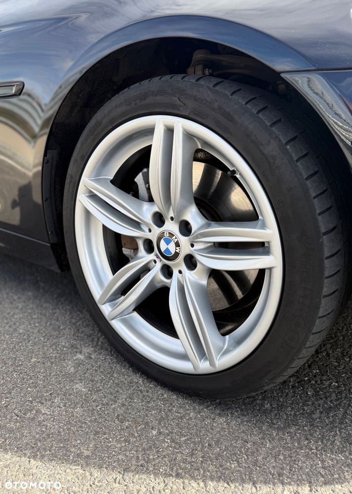 BMW Seria 5 525d xDrive - 6