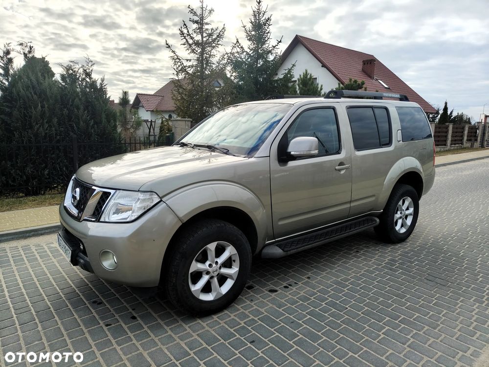 Nissan Pathfinder 2.5 DCi SE - 3