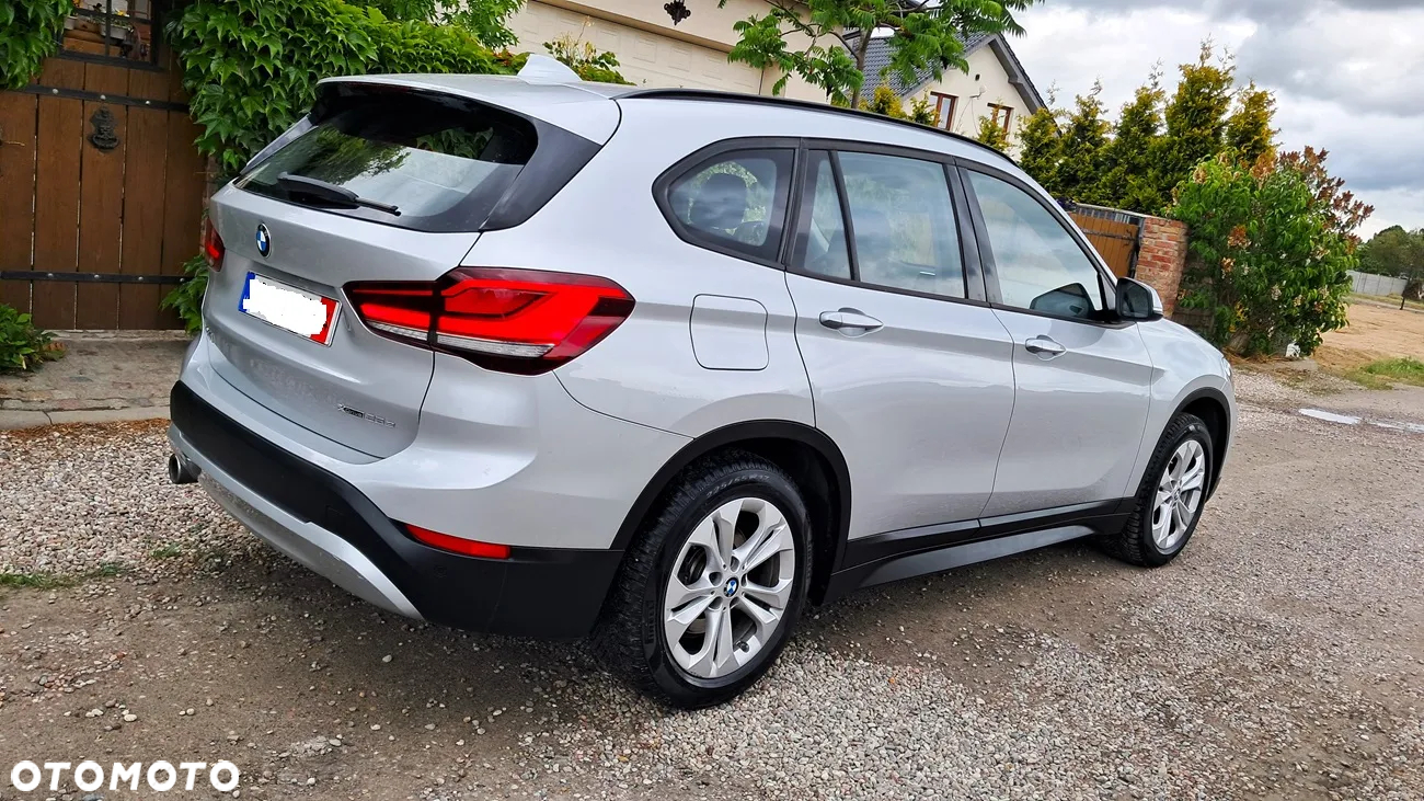BMW X1 xDrive25e xLine - 11