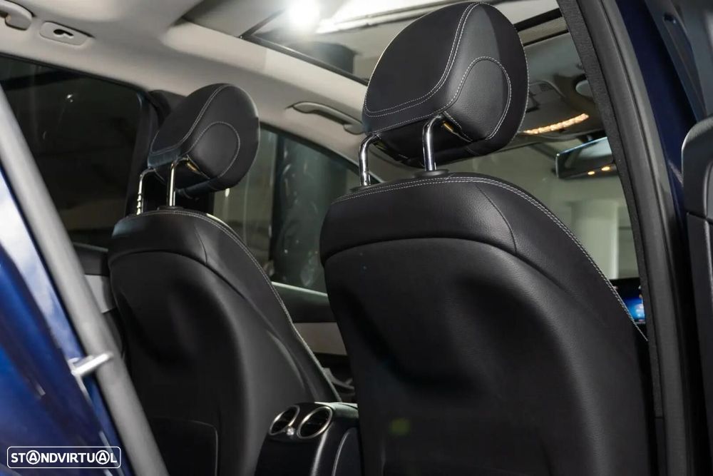 Mercedes-Benz GLC 220 - 38