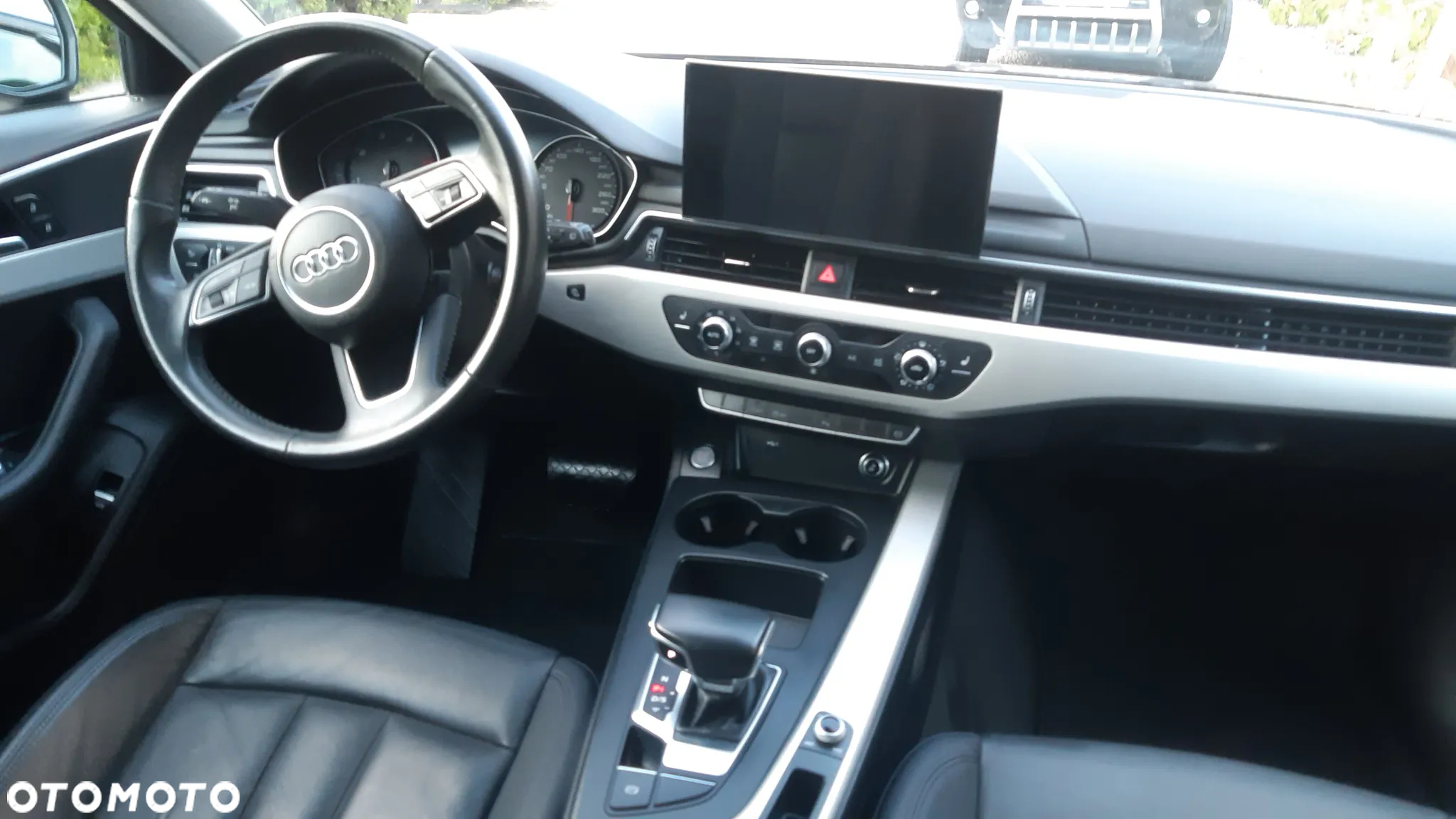 Audi A4 Avant 30 TDI S tronic - 8