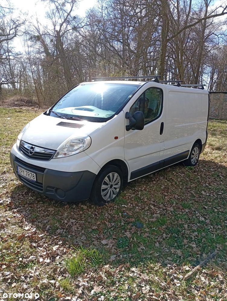 Opel Vivaro - 1