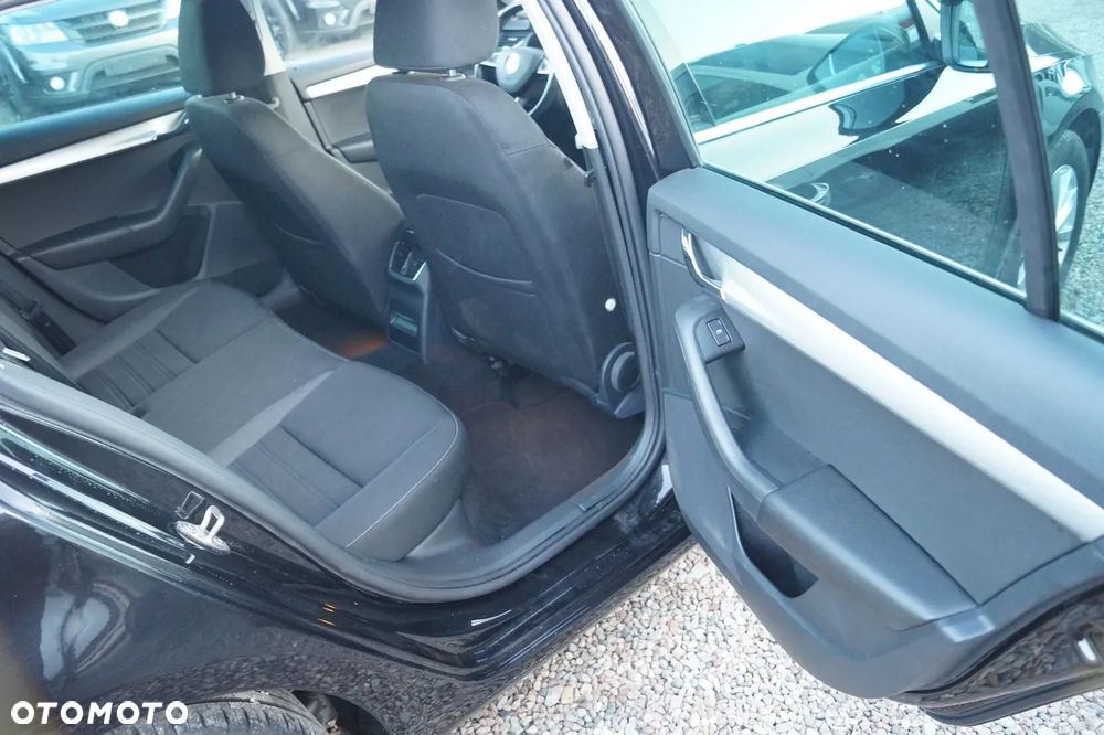 Skoda Octavia - 23