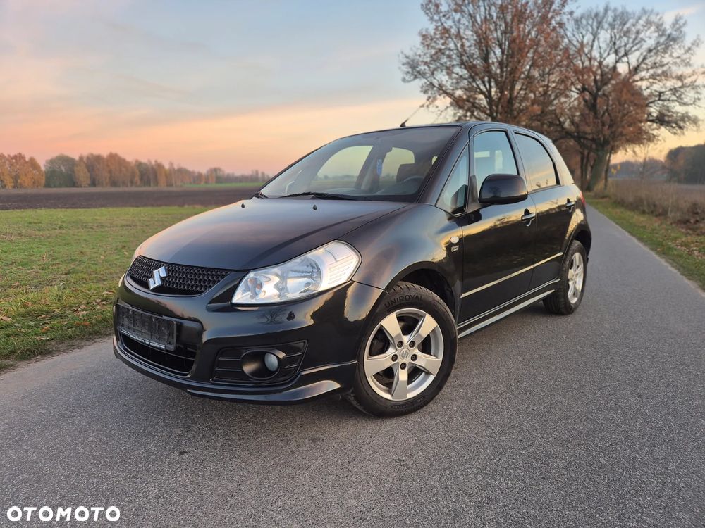 Suzuki SX4 1.6 Premium - 4