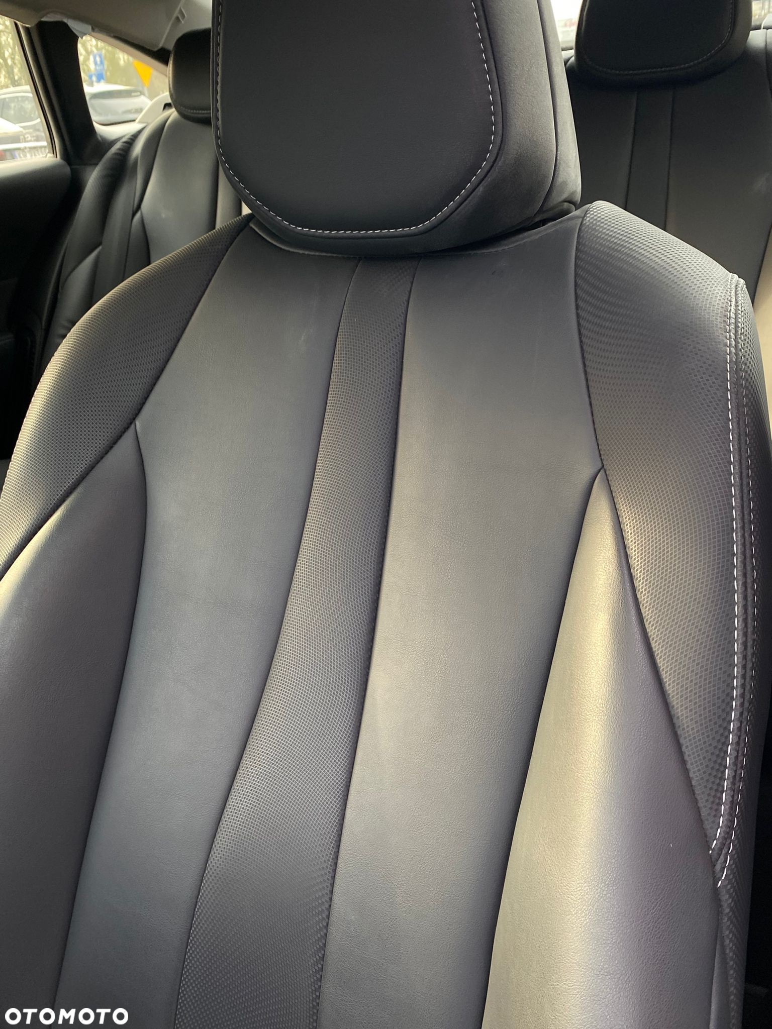 Toyota Mirai Executive - 23