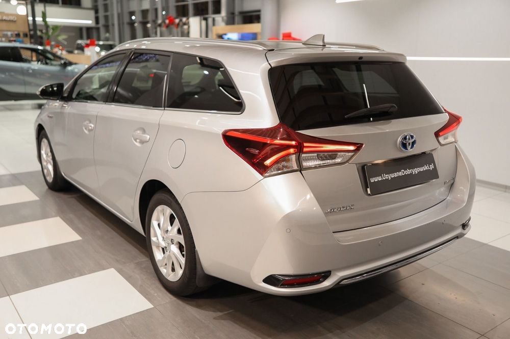 Toyota Auris - 5