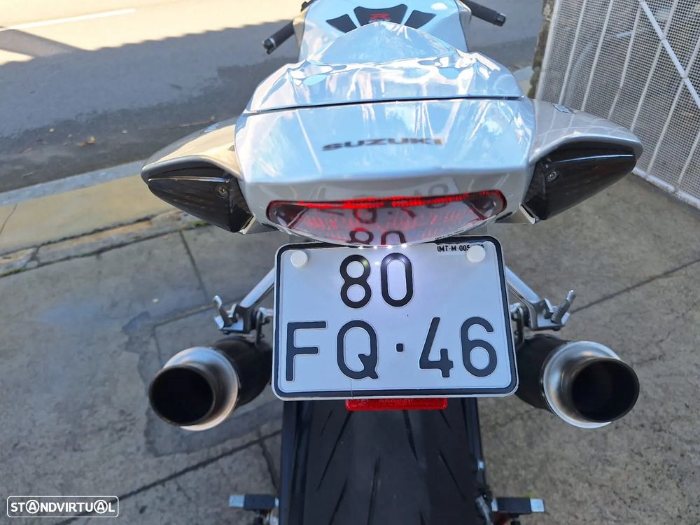 Suzuki GSX-R K8 - 22