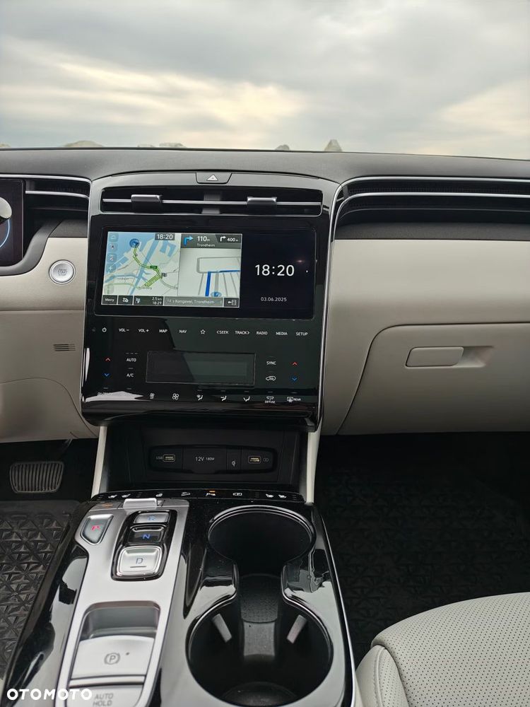 Hyundai Tucson - 25