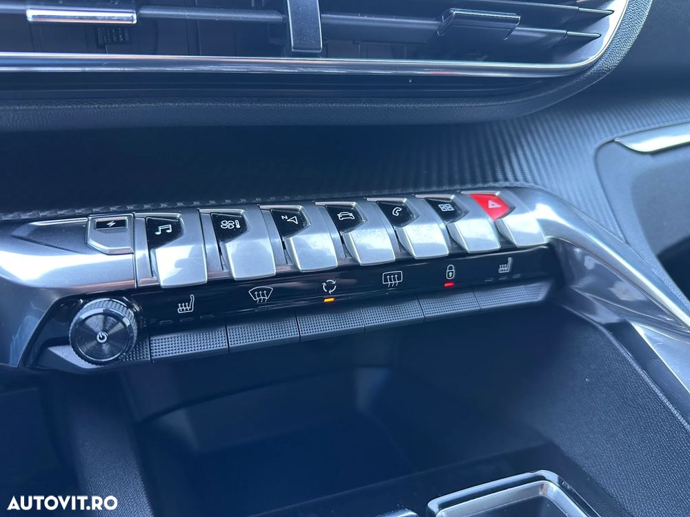Peugeot 3008 PHEV 180 EAT8 Allure Pack - 8