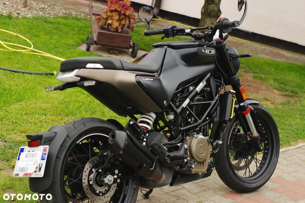 Husqvarna Svartpilen - 3