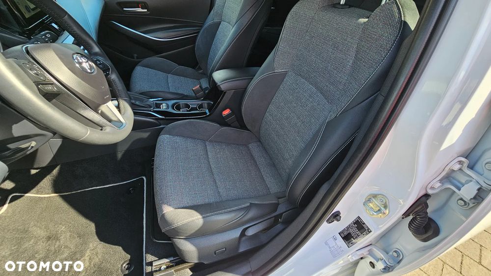 Toyota Corolla 1.8 Hybrid Style - 14