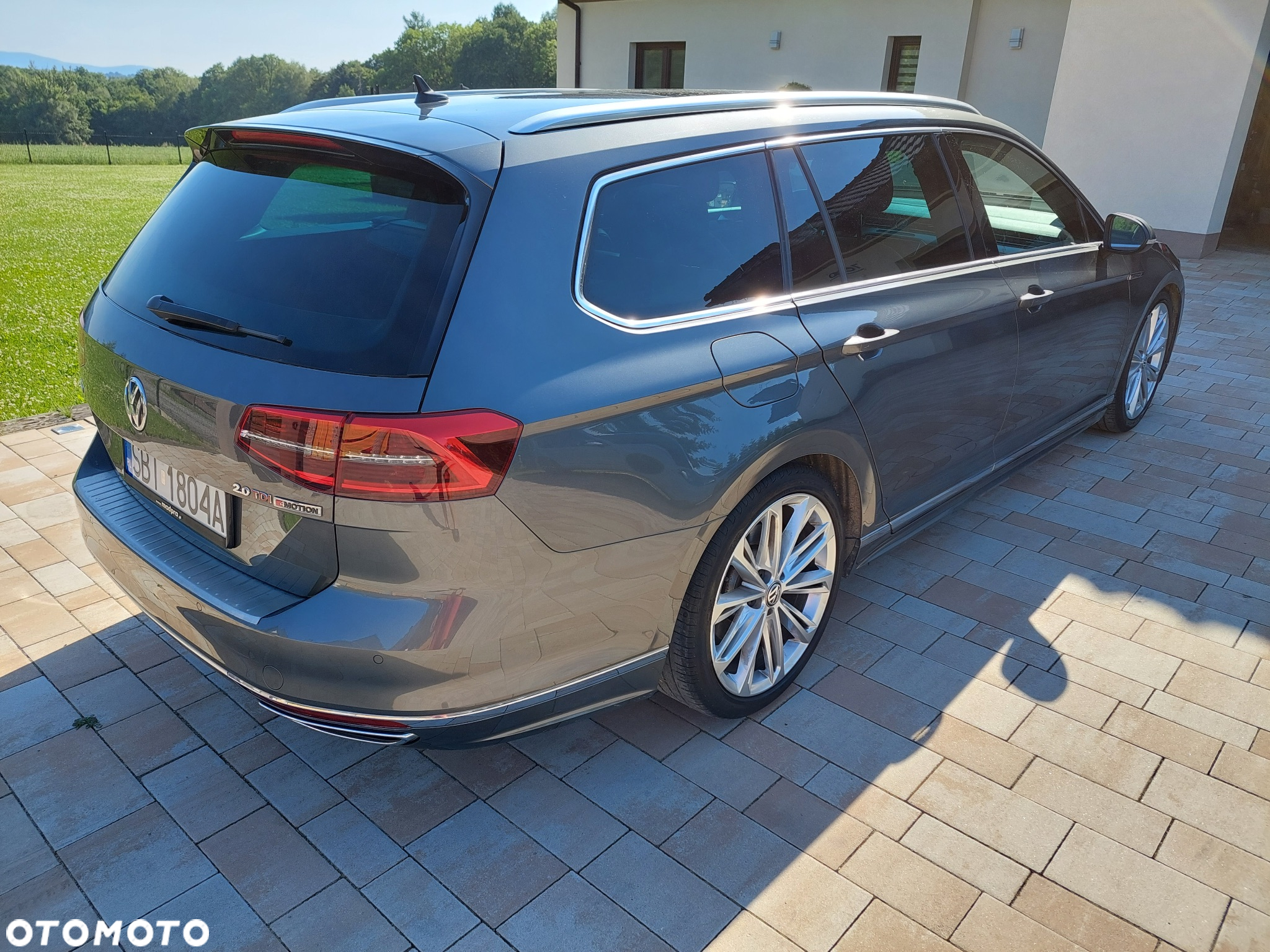 Volkswagen Passat 2.0 TDI 4Mot Elegance DSG - 8